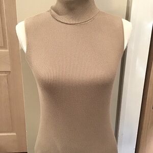 Apostrophe Camel Ribbed Sleeveless Turtleneck Sweater Top